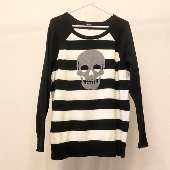 Torrid 1X Skull Black / White Stripe Pull Over Lightweight Sweater, Long Sleeve - Picture 2 of 8
